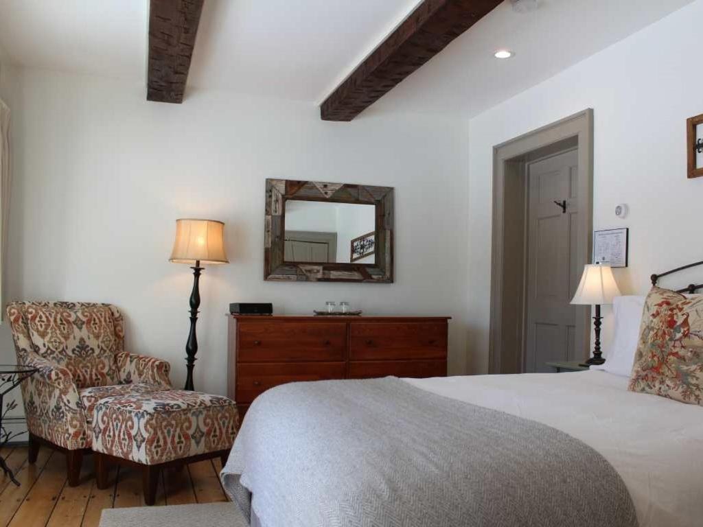 Bark Eater Inn Keene Номер фото