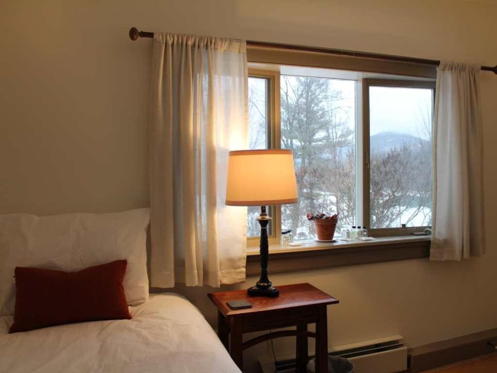 Bark Eater Inn Keene Номер фото