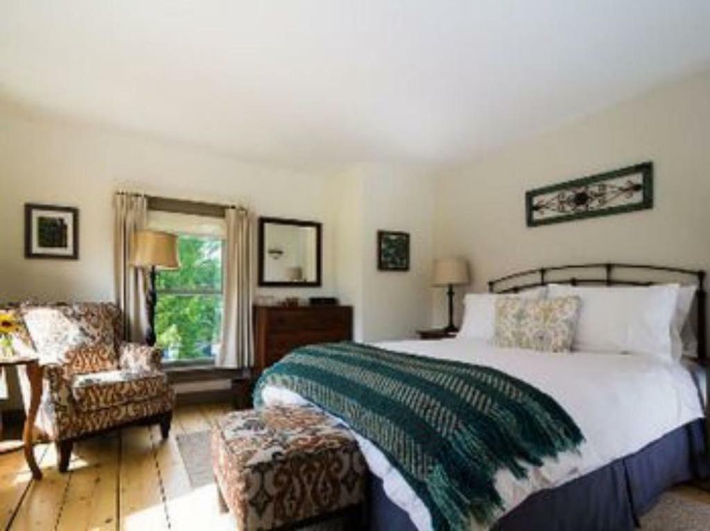 Bark Eater Inn Keene Экстерьер фото