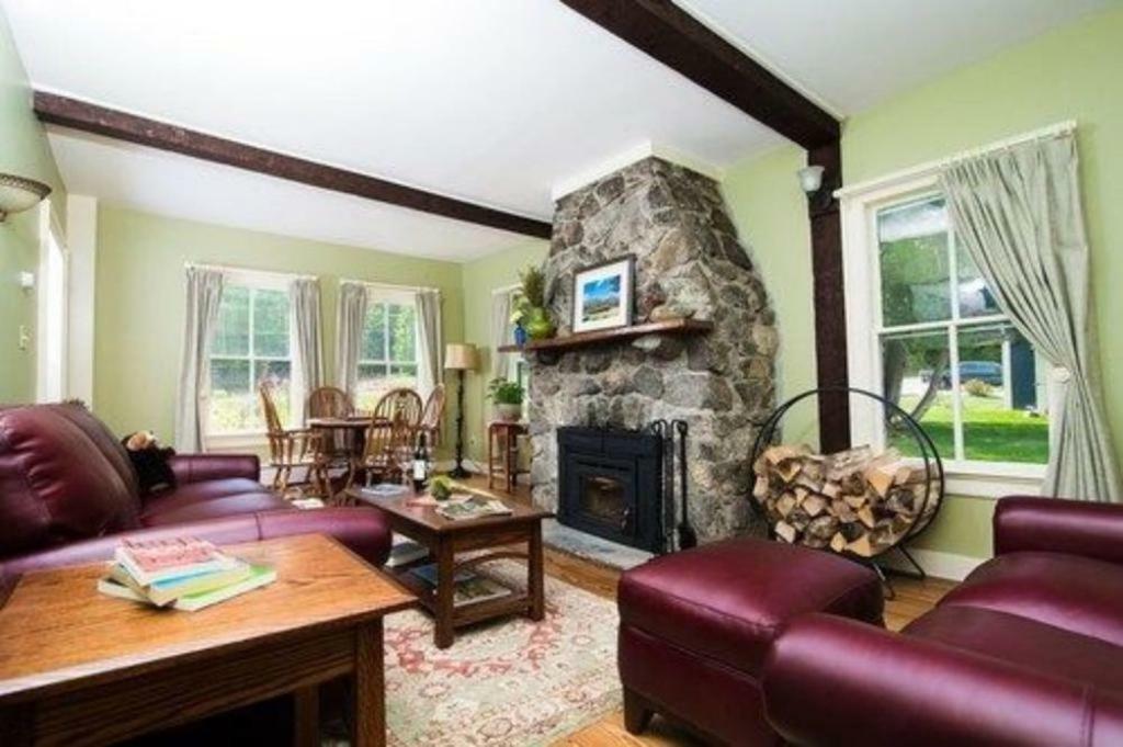 Bark Eater Inn Keene Экстерьер фото